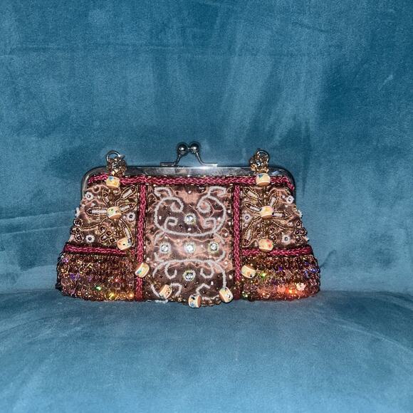Handbeaded Sequin Kiss Lock Mini Purse Beaded Handle Floral Embellished Handbag - Picture 2 of 5